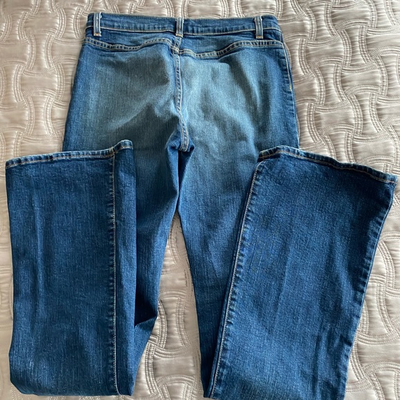 Arden B Dark Wash Mid Rise Distressed Women Flare Premium Denim Jeans Sz8 - Picture 7 of 12